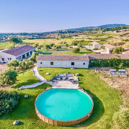 With Swmming-pool In Badesi, With Private Outdoor Area *