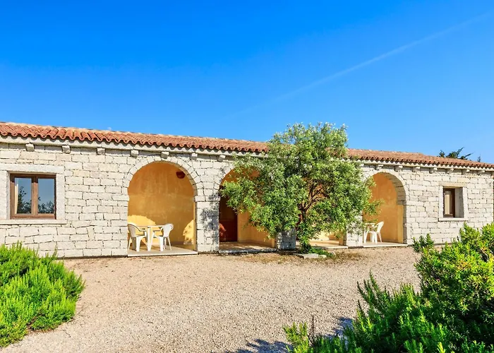 With Swimming-pool In Badesi, With Private Outdoor Area 3*